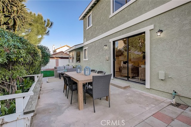 2215 Huntington Lane, Redondo Beach, California 90278, 3 Bedrooms Bedrooms, ,2 BathroomsBathrooms,Residential,Sold,Huntington,PW21010737