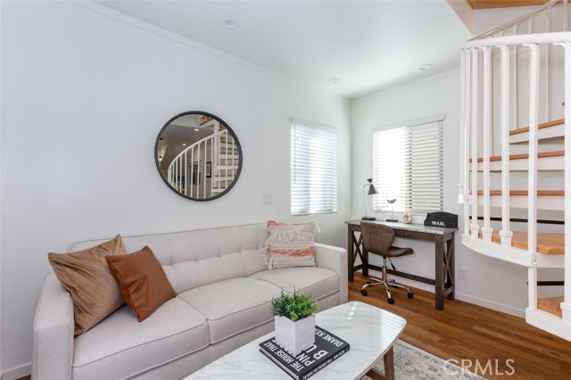 208 Kelp Street, Manhattan Beach, California 90266, 3 Bedrooms Bedrooms, ,1 BathroomBathrooms,Residential,Sold,Kelp,SB21034539