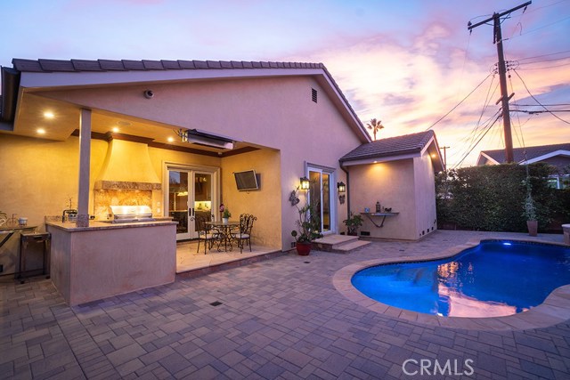 2813 Fisk Lane, Redondo Beach, California 90278, 3 Bedrooms Bedrooms, ,3 BathroomsBathrooms,Residential,Sold,Fisk,PV18267534