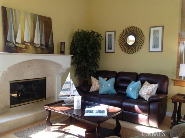 314 Catalina Avenue, Redondo Beach, California 90277, 4 Bedrooms Bedrooms, ,2 BathroomsBathrooms,Residential,Sold,Catalina,SB17106338