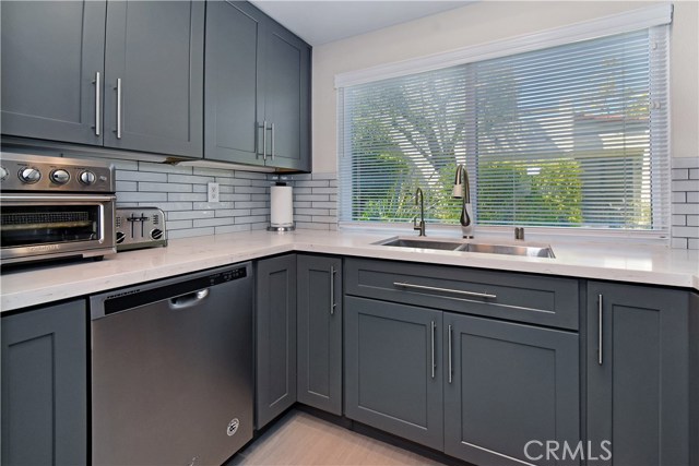 41 Sycamore Lane, Rolling Hills Estates, California 90274, 3 Bedrooms Bedrooms, ,2 BathroomsBathrooms,Residential,Sold,Sycamore Lane,PV20197817