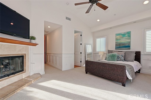 1547 Steinhart Avenue, Redondo Beach, California 90278, 3 Bedrooms Bedrooms, ,2 BathroomsBathrooms,Residential,Sold,Steinhart,SB17266436