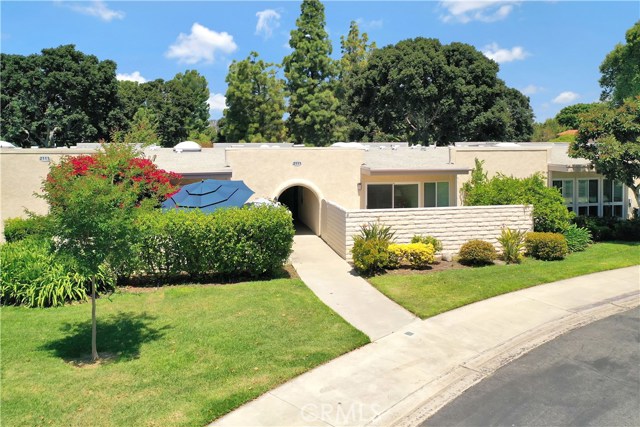 Photo of 2111 Via Puerta #D, Laguna Woods, CA 92637