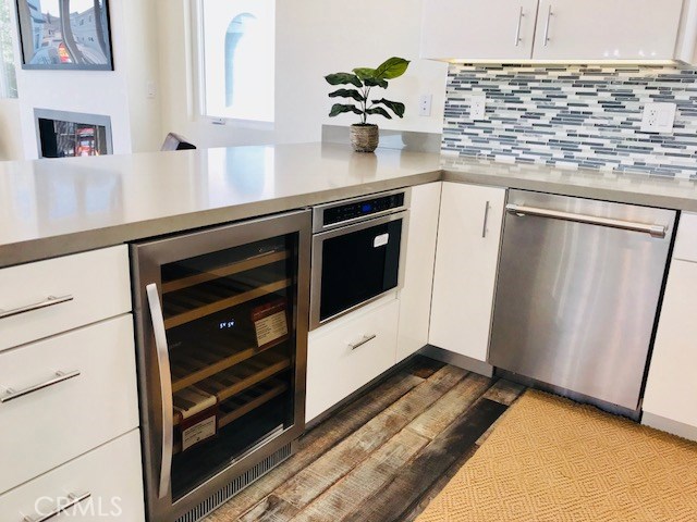 Wine refrigerator, Built-in microwave drawer