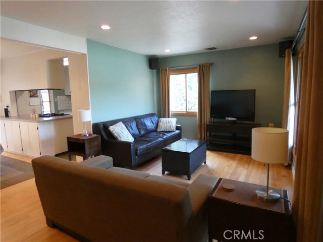 2616 182nd Place, Redondo Beach, California 90278, 3 Bedrooms Bedrooms, ,1 BathroomBathrooms,Residential,Sold,182nd,SB20063647
