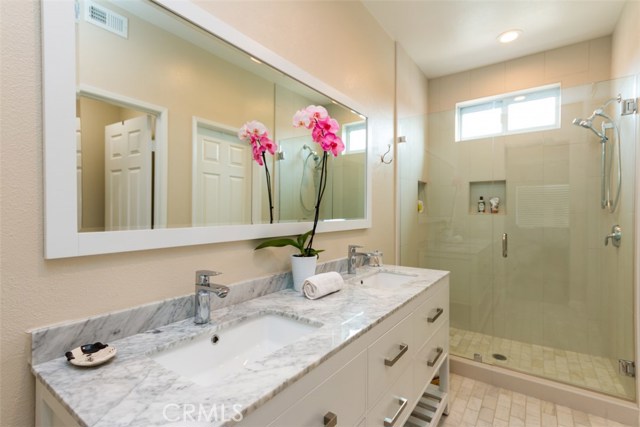 2950 Via Milano 201, Corona, CA 92879, photo 9