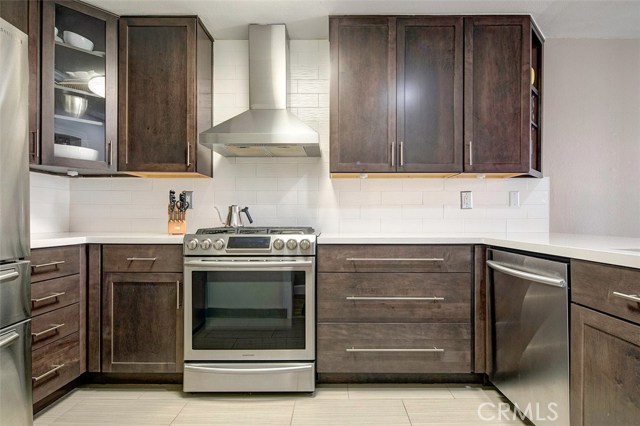 205 Francisca Avenue, Redondo Beach, California 90277, 3 Bedrooms Bedrooms, ,2 BathroomsBathrooms,Residential,Sold,Francisca,SB18035769