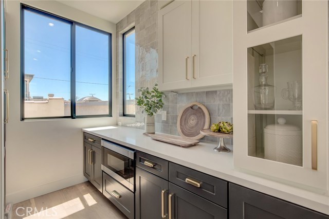 124 39th Street, Manhattan Beach, California 90266, 3 Bedrooms Bedrooms, ,2 BathroomsBathrooms,Residential,Sold,39th,SB20089804