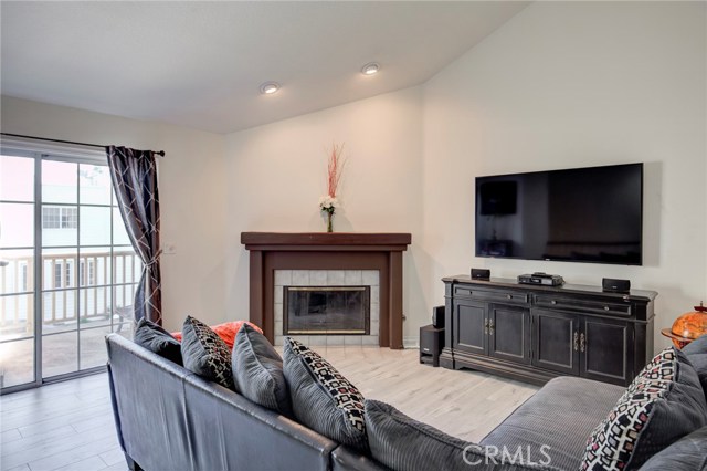 2101 Vail Avenue, Redondo Beach, California 90278, 3 Bedrooms Bedrooms, ,3 BathroomsBathrooms,Residential,Sold,Vail,SB19035092