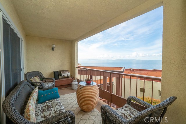 3200 La Rotonda #503 Drive, Rancho Palos Verdes, California 90275, 3 Bedrooms Bedrooms, ,2 BathroomsBathrooms,Residential,Sold,La Rotonda #503,SB19054982