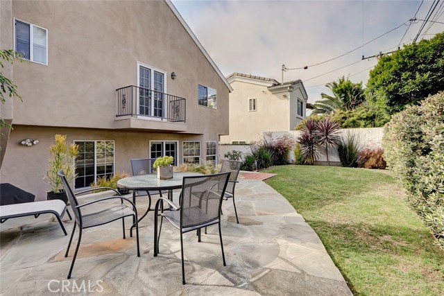 3400 Maple Avenue, Manhattan Beach, California 90266, 4 Bedrooms Bedrooms, ,3 BathroomsBathrooms,Residential,Sold,Maple,SB20185640