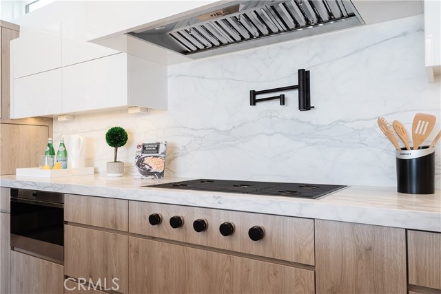 705 Crest Drive, Manhattan Beach, California 90266, 5 Bedrooms Bedrooms, ,2 BathroomsBathrooms,Residential,Sold,Crest,SB20098855