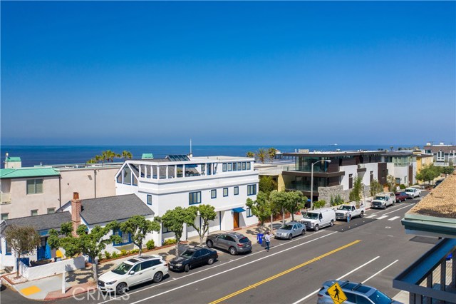 408 Manhattan Avenue, Manhattan Beach, California 90266, ,Residential Income,Sold,Manhattan,SB20077814