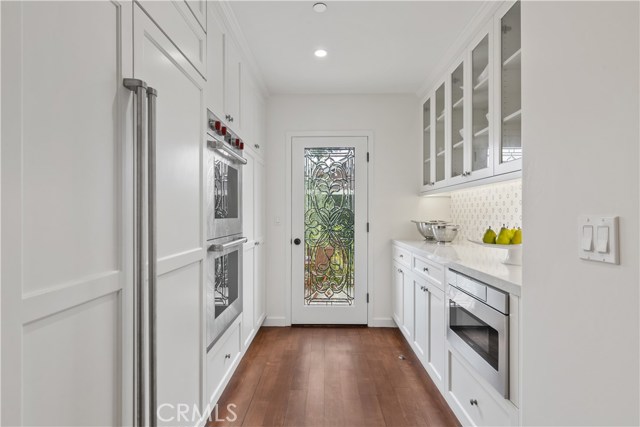618 Avenue C, Redondo Beach, California 90277, 3 Bedrooms Bedrooms, ,2 BathroomsBathrooms,Residential,Sold,Avenue C,SB20188515
