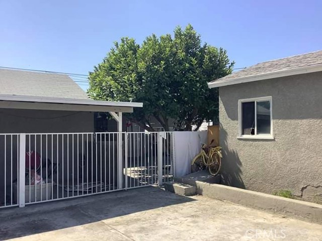 15157 Oliva Avenue