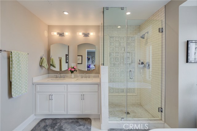 79 Aspen Way, Rolling Hills Estates, California 90274, 2 Bedrooms Bedrooms, ,2 BathroomsBathrooms,Residential,Sold,Aspen,SB18216474