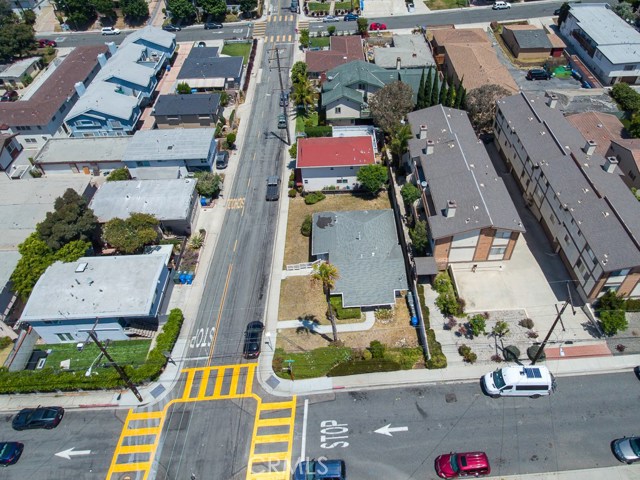 2101 Rockefeller Lane, Redondo Beach, California 90278, 2 Bedrooms Bedrooms, ,1 BathroomBathrooms,Residential,Sold,Rockefeller,SB19174317