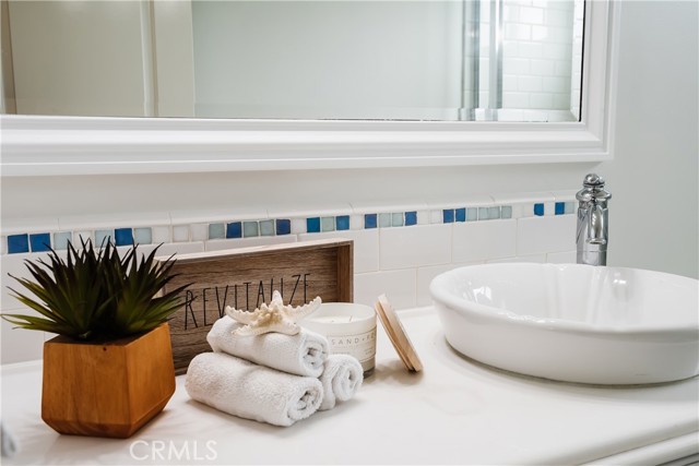 653 36th Street, Manhattan Beach, California 90266, 5 Bedrooms Bedrooms, ,5 BathroomsBathrooms,Residential,Sold,36th,SB21097306