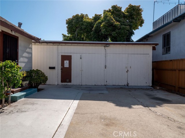 117 Helberta Avenue, Redondo Beach, California 90277, ,Residential Income,Sold,Helberta,SB20097528