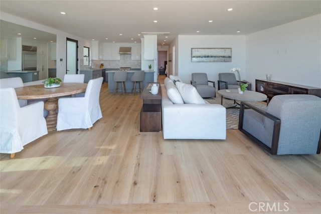 1208 The Strand, Manhattan Beach, California 90266, 2 Bedrooms Bedrooms, ,2 BathroomsBathrooms,Residential,Sold,The Strand,SB20234842