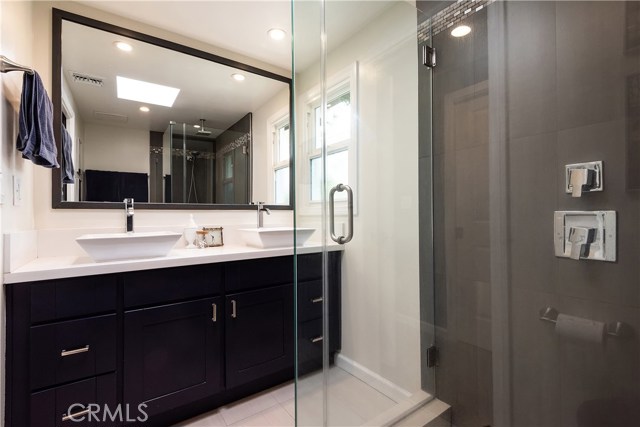 2200 Wendy Way, Manhattan Beach, California 90266, 4 Bedrooms Bedrooms, ,2 BathroomsBathrooms,Residential,Sold,Wendy,SB19107954