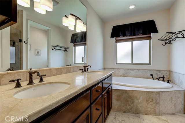 2619 Carnegie Lane, Redondo Beach, California 90278, 3 Bedrooms Bedrooms, ,2 BathroomsBathrooms,Residential,Sold,Carnegie,PV20221187