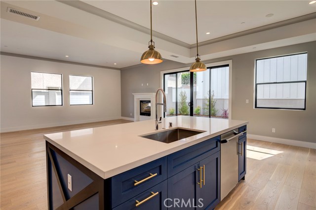 1712 Harriman Lane, Redondo Beach, California 90278, 4 Bedrooms Bedrooms, ,4 BathroomsBathrooms,Residential,Sold,Harriman,PV18244514