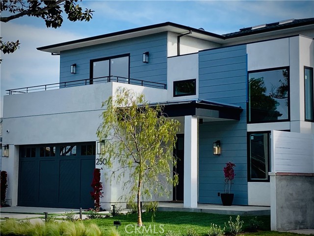 2504 Fisk Ln, Redondo Beach, California 90278, 4 Bedrooms Bedrooms, ,3 BathroomsBathrooms,Residential,Sold,Fisk Ln,DW21052780