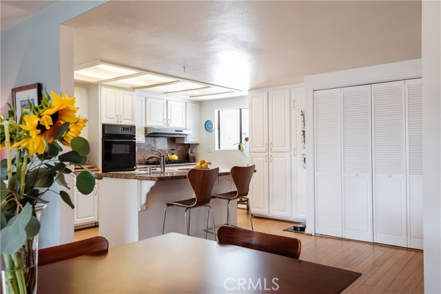 842 1st Street, Hermosa Beach, California 90254, 2 Bedrooms Bedrooms, ,3 BathroomsBathrooms,Residential,Sold,1st,SB20131143