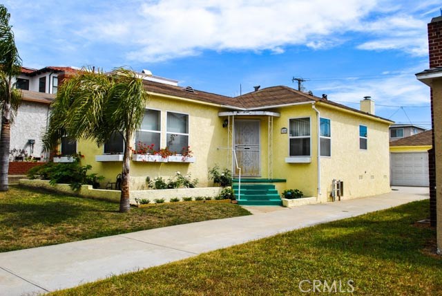 746 Avenue A, Redondo Beach, California 90277, 2 Bedrooms Bedrooms, ,2 BathroomsBathrooms,Residential,Sold,Avenue A,SB17084494