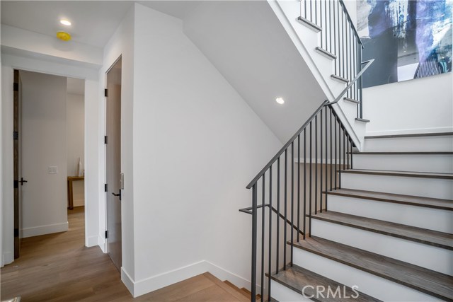 221 1st Street, Manhattan Beach, California 90266, 3 Bedrooms Bedrooms, ,3 BathroomsBathrooms,Residential,Sold,1st,SB19034815