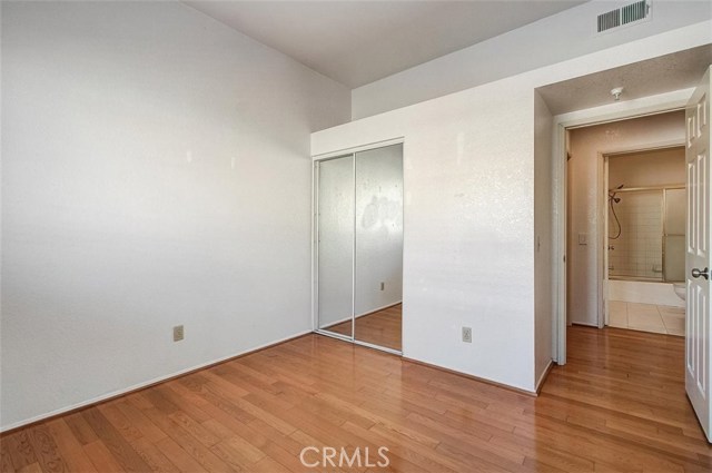 3 Bed Home for Sale in Hawthorne, California