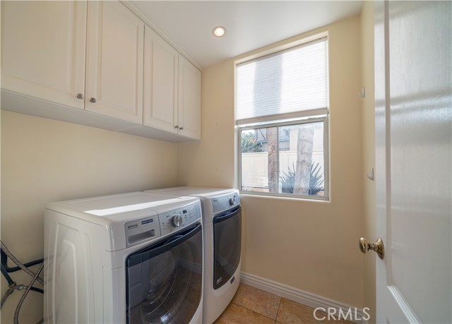 1713 Clark Lane, Redondo Beach, California 90278, 4 Bedrooms Bedrooms, ,2 BathroomsBathrooms,Residential,Sold,Clark,SB21024799