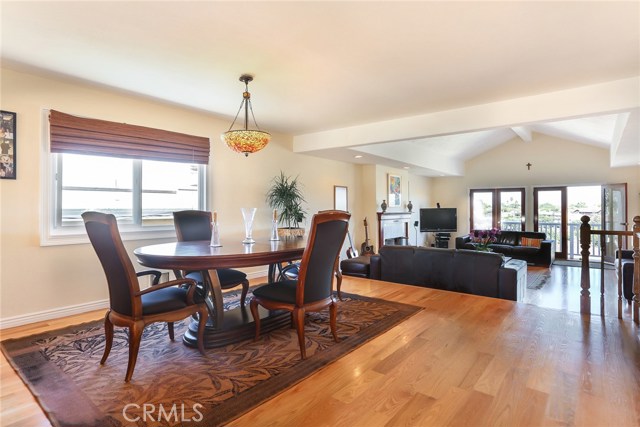 1802 Harper Avenue, Redondo Beach, California 90278, 3 Bedrooms Bedrooms, ,3 BathroomsBathrooms,Residential,Sold,Harper,SB18227443
