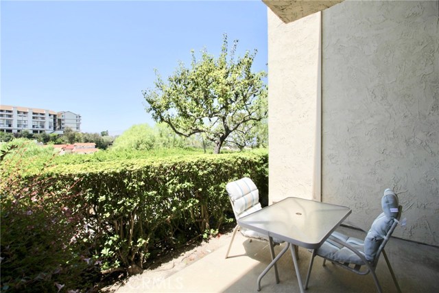 11 Hilltop Circle, Rancho Palos Verdes, California 90275, 2 Bedrooms Bedrooms, ,2 BathroomsBathrooms,Residential,Sold,Hilltop,OC17166003