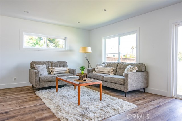 2517 Fisk Lane, Redondo Beach, California 90278, 4 Bedrooms Bedrooms, ,3 BathroomsBathrooms,Residential,Sold,Fisk,SB20145075