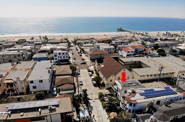 317 9th Street, Manhattan Beach, California 90266, 2 Bedrooms Bedrooms, ,2 BathroomsBathrooms,Residential,Sold,9th,SB20195791