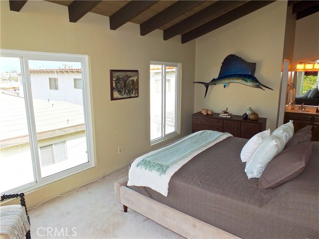 1104 Harkness Lane, Redondo Beach, California 90278, 3 Bedrooms Bedrooms, ,2 BathroomsBathrooms,Residential,Sold,Harkness,PW18238945