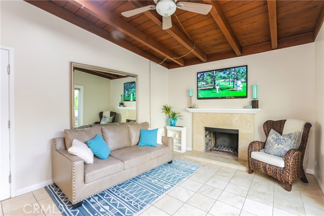 2621 Voorhees Avenue, Redondo Beach, California 90278, 3 Bedrooms Bedrooms, ,2 BathroomsBathrooms,Residential,Sold,Voorhees,SB17083243