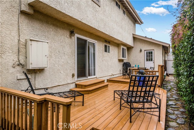 1007 Blossom Lane, Redondo Beach, California 90278, 3 Bedrooms Bedrooms, ,2 BathroomsBathrooms,Residential,Sold,Blossom,SB19037729