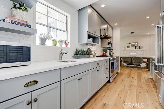 3513 Oak Avenue, Manhattan Beach, California 90266, 3 Bedrooms Bedrooms, ,1 BathroomBathrooms,Residential,Sold,Oak,SB20182757