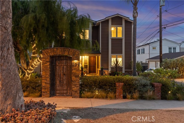618 Avenue C, Redondo Beach, California 90277, 3 Bedrooms Bedrooms, ,2 BathroomsBathrooms,Residential,Sold,Avenue C,SB20188515