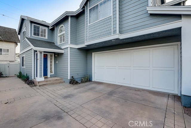 2104 Nelson Avenue, Redondo Beach, California 90278, 4 Bedrooms Bedrooms, ,3 BathroomsBathrooms,Residential,Sold,Nelson,SB20211994