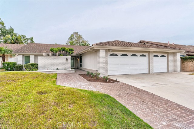 Photo of 2206 Oakridge Court, Fullerton, CA 92831