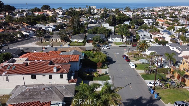 708 Rita Street, Redondo Beach, California 90277, 3 Bedrooms Bedrooms, ,2 BathroomsBathrooms,Residential,Sold,Rita,SB20235816