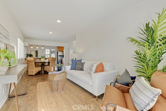 1703 Speyer Lane, Redondo Beach, California 90278, 3 Bedrooms Bedrooms, ,1 BathroomBathrooms,Residential,Sold,Speyer,SB20258559