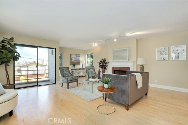 1739 Stanford Avenue, Redondo Beach, California 90278, 3 Bedrooms Bedrooms, ,2 BathroomsBathrooms,Residential,Sold,Stanford,SB18228570