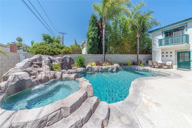 Photo of 1720 Bayou Way, Seal Beach, CA 90740