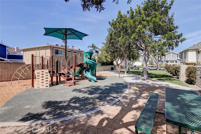 1912 Morgan Lane, Redondo Beach, California 90278, 3 Bedrooms Bedrooms, ,2 BathroomsBathrooms,Residential,Sold,Morgan,SB20051819