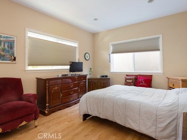 1758 Ford Avenue, Redondo Beach, California 90278, 3 Bedrooms Bedrooms, ,2 BathroomsBathrooms,Residential,Sold,Ford,SB20206096